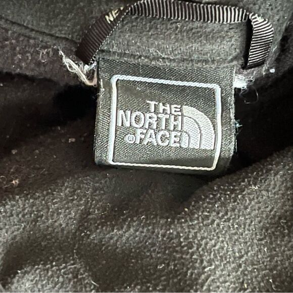 The North Face Performance Jacket - Picture 5 of 5